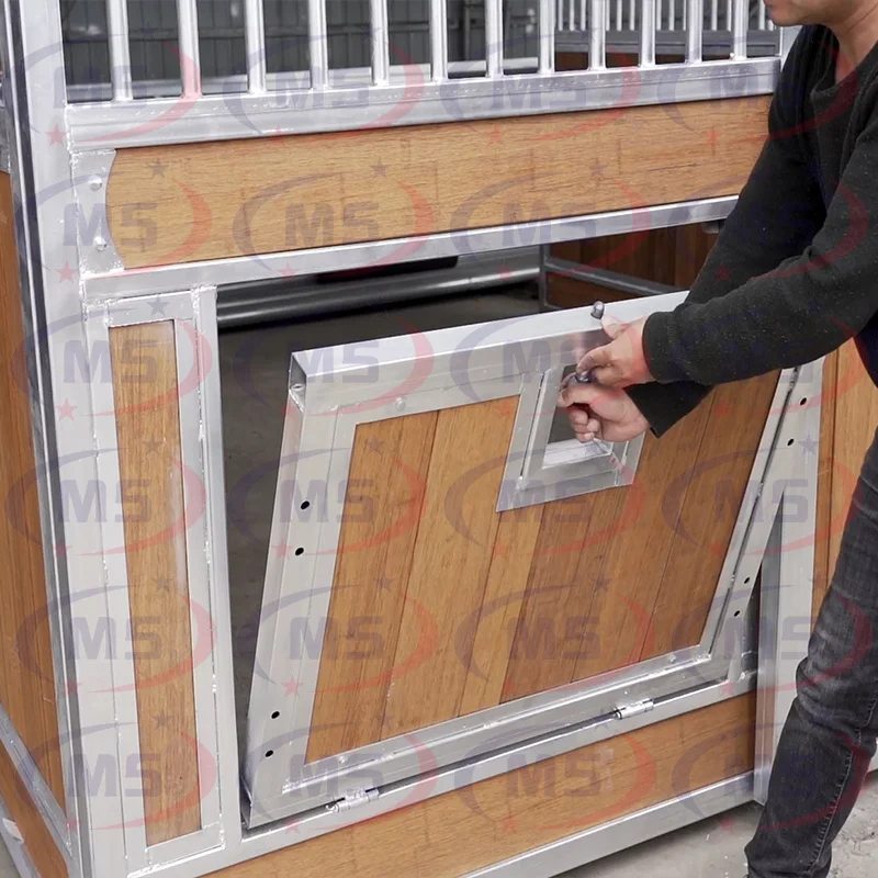 China Portable bamboo horse stable with Optional Feeder