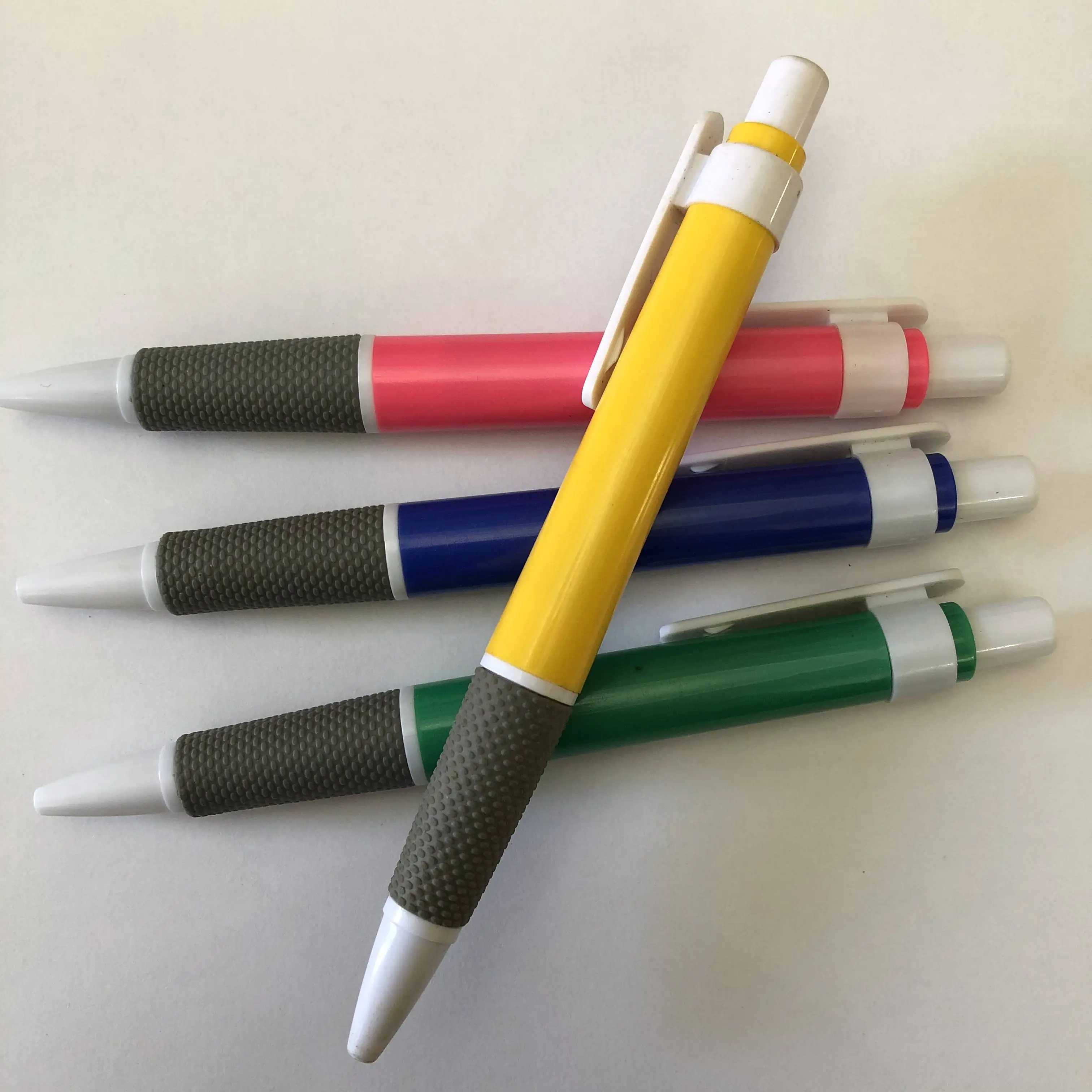 Cheap promotion plastic ball pen print custom logo for company hotel school
