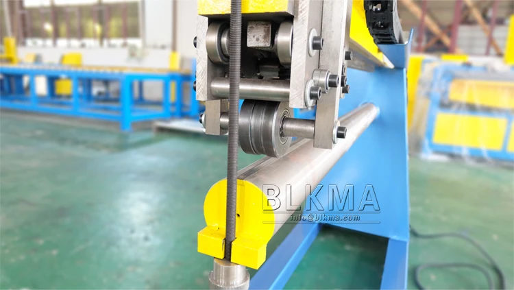 Galvanized Sheet Metal HVAC Round Air Duct Lock Seam Closing Machine