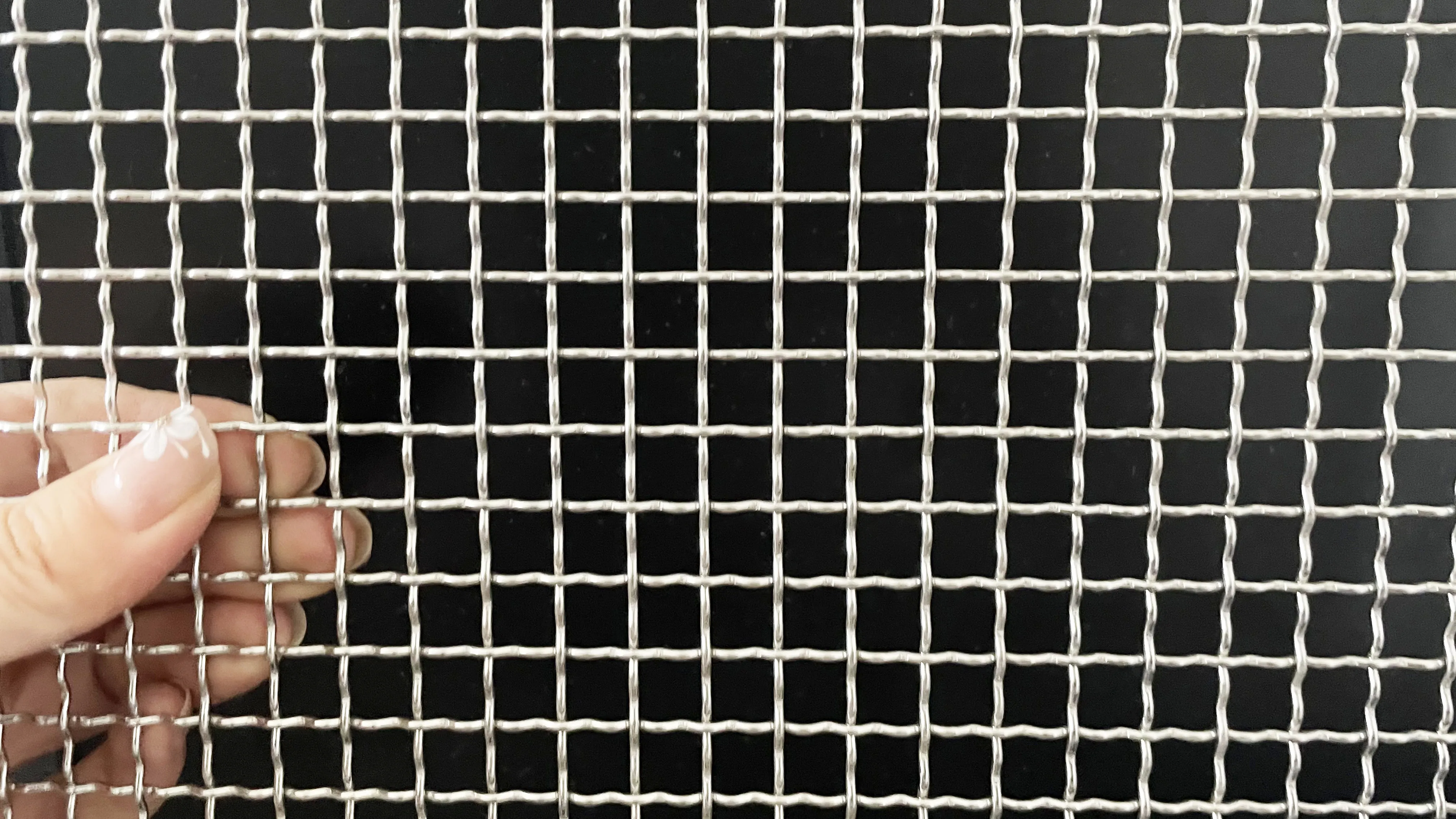 Family party use metal round wire mesh grill outdoor BBQ grill accessories for party  picnic