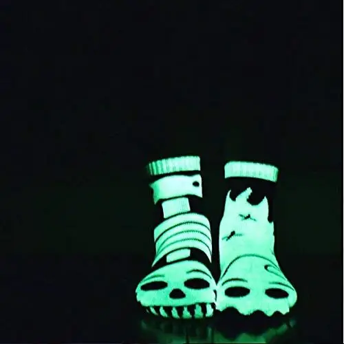 XIANGHUI Halloween Ghost Skeleton Kids Glow-in-the-Dark Socks with No Slip Beads