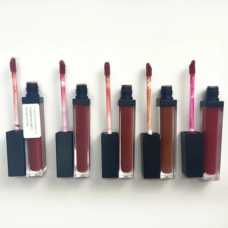 Free Sample Wholesale Lip Gloss Matte Lipstick  Waterproof OEM Makeup Custom  Lip Gloss Private Label multi colors