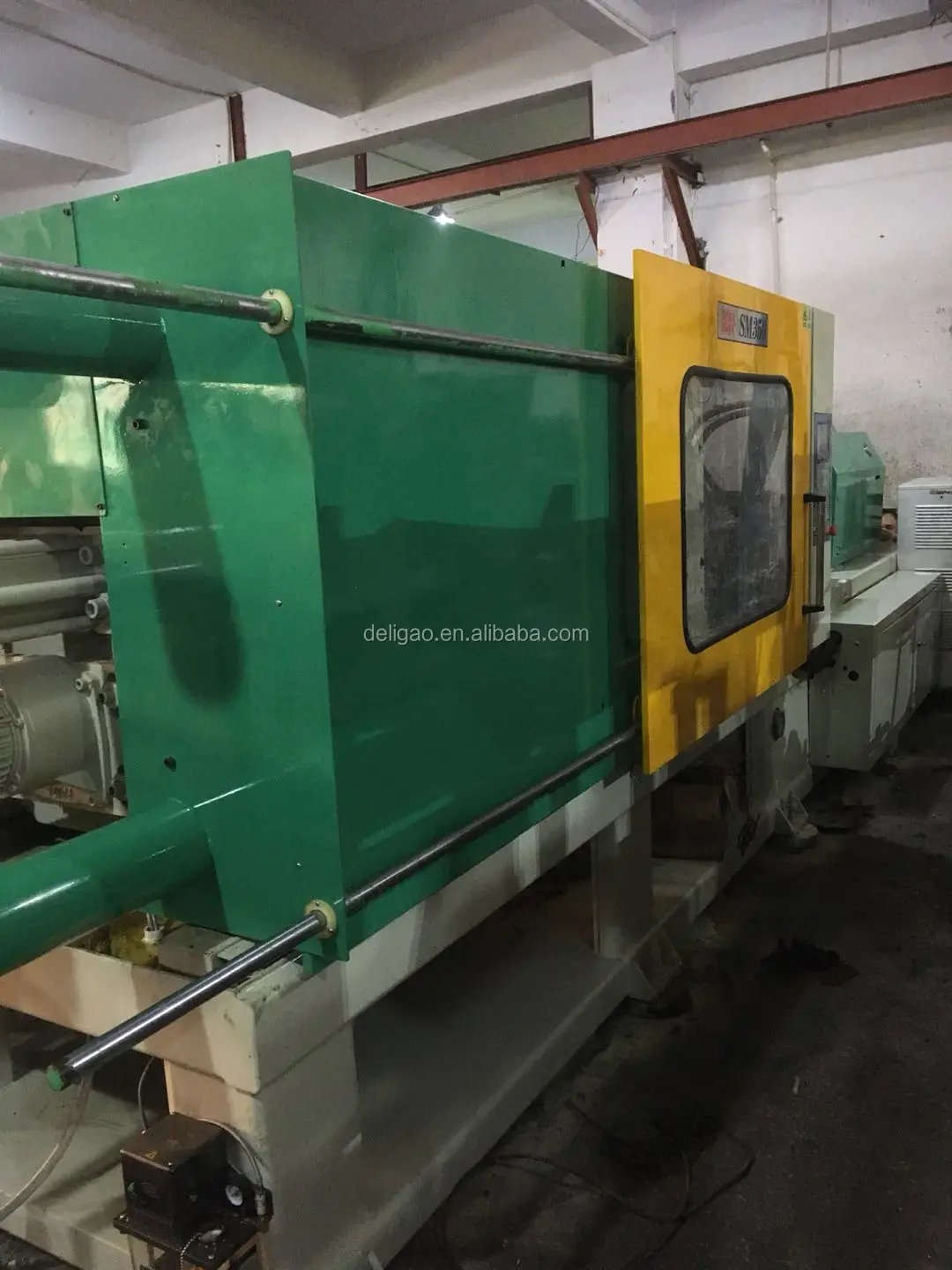 Used plastic injection molding machine Chen Hsong SM-350- 350 Ton pet preform injection molding machine  for Sale