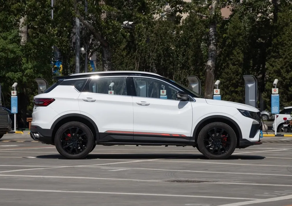 Hot Selling fuel vehicles SUV Geely Binyue high speed 0km petrol used cars for sale Geely Binyue made in china