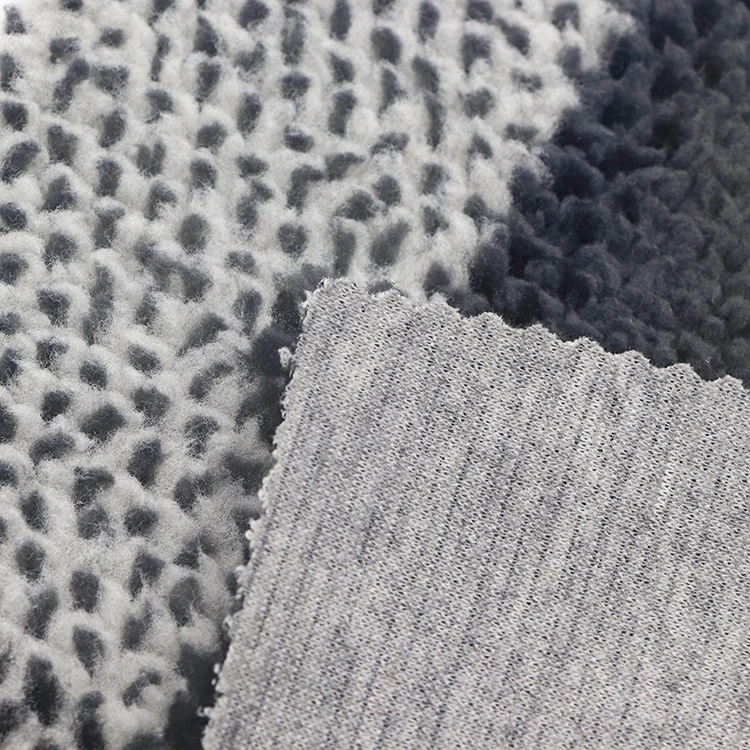 Готовый товар трикотажная 100 полиэфирная флисовая ткань в наличии простой анти-таблетки флис для куртки и пальто