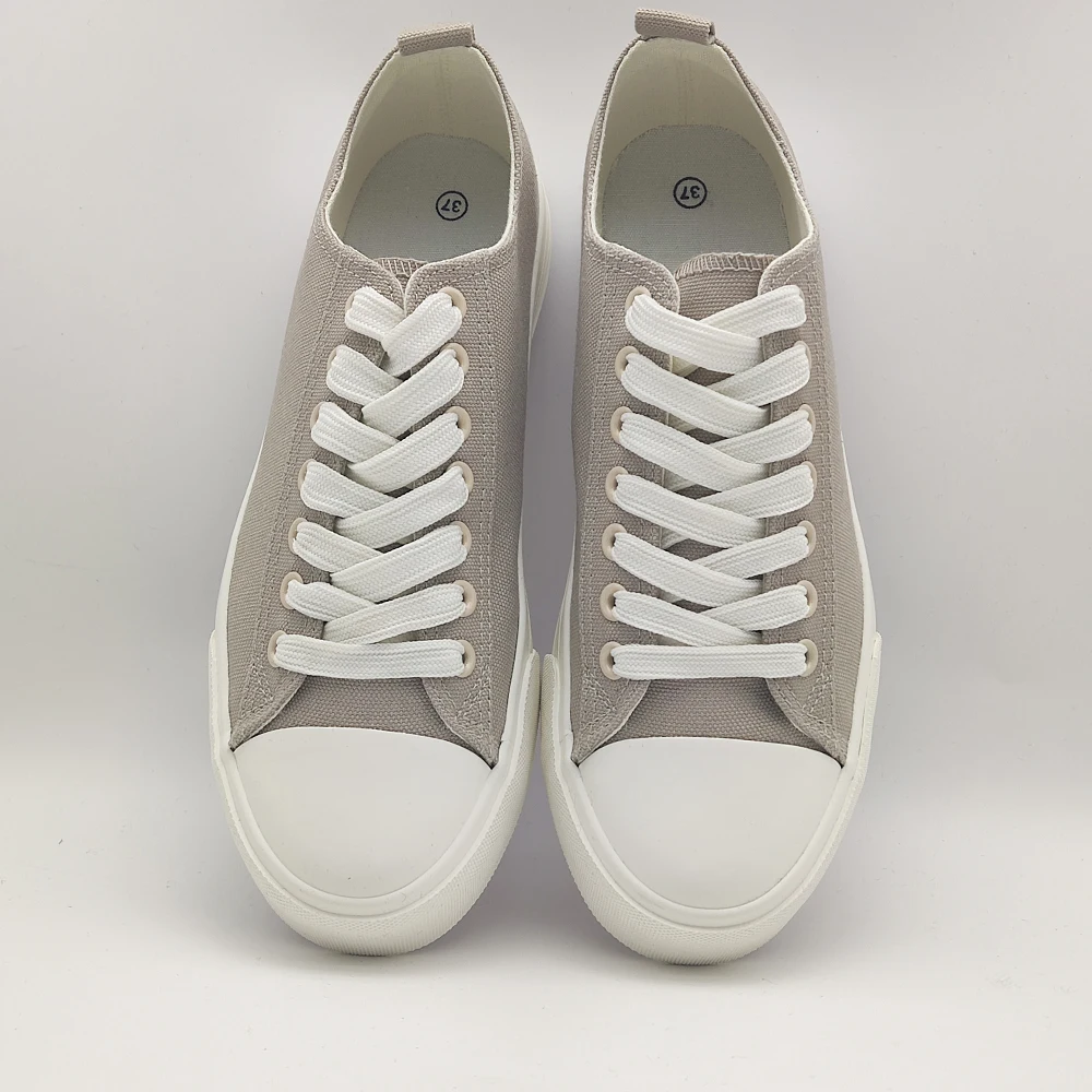 Wholesale Classic Lace Up Customized Men Casual Walking Casual Grey Canvas Shoes For Men New Style