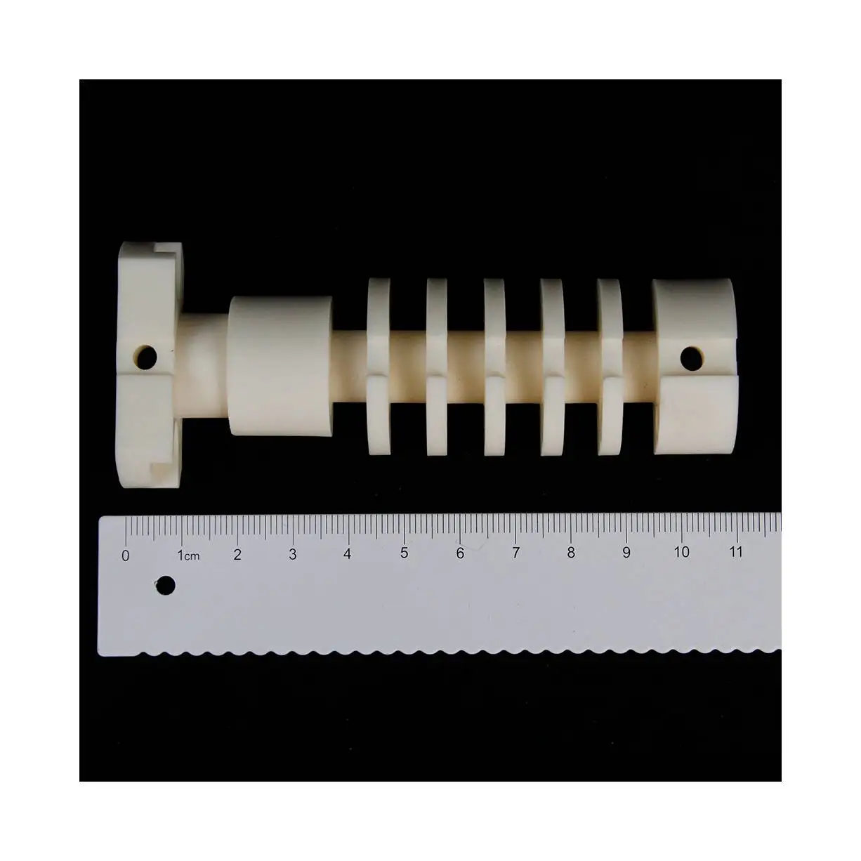 Хорошая цена, широко используемая трубка 99 Al2o3, керамическая трубка, алюминиевая керамическая трубка с резьбой