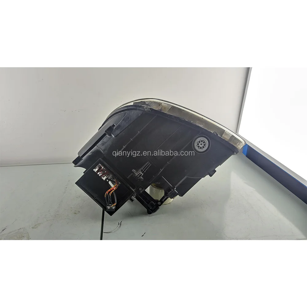 World famous car Porsche Cayenne headlight assembly is compatible with xenon matrix fisheye lens06 Original and real second-hand