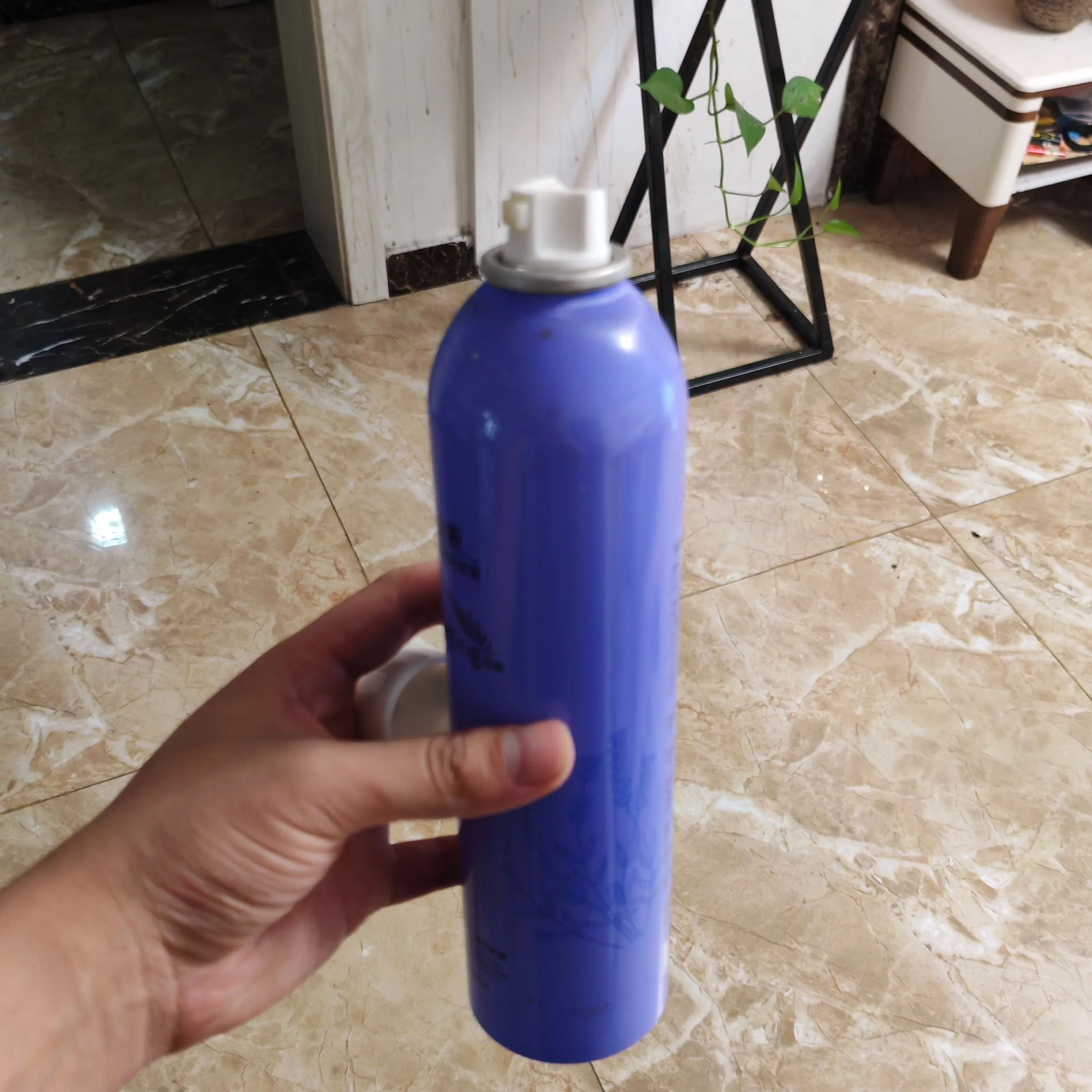 Aluminum spray aerosol packaging empty cans air sterilization dust removal formaldehyde removal chemical products