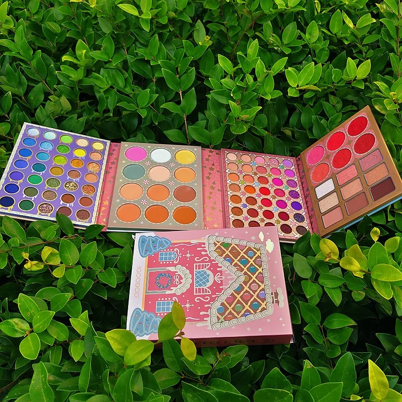 2024 women Makeup customized gift set shimmer glitter Eyeshadow book Waterproof High pigment cute pink brown eyeshadow Palette