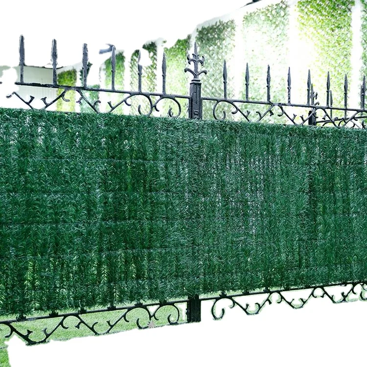 Best Quality  Pattern Grass Fence Standard Green Roll  Garden Fences Best Price