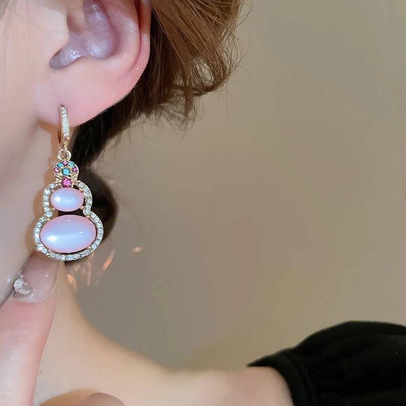 Chinese Style 18k Gold Plated Small Gourd Earrings Women Jewelry Shiny Crystal Pink Gourd Earrings