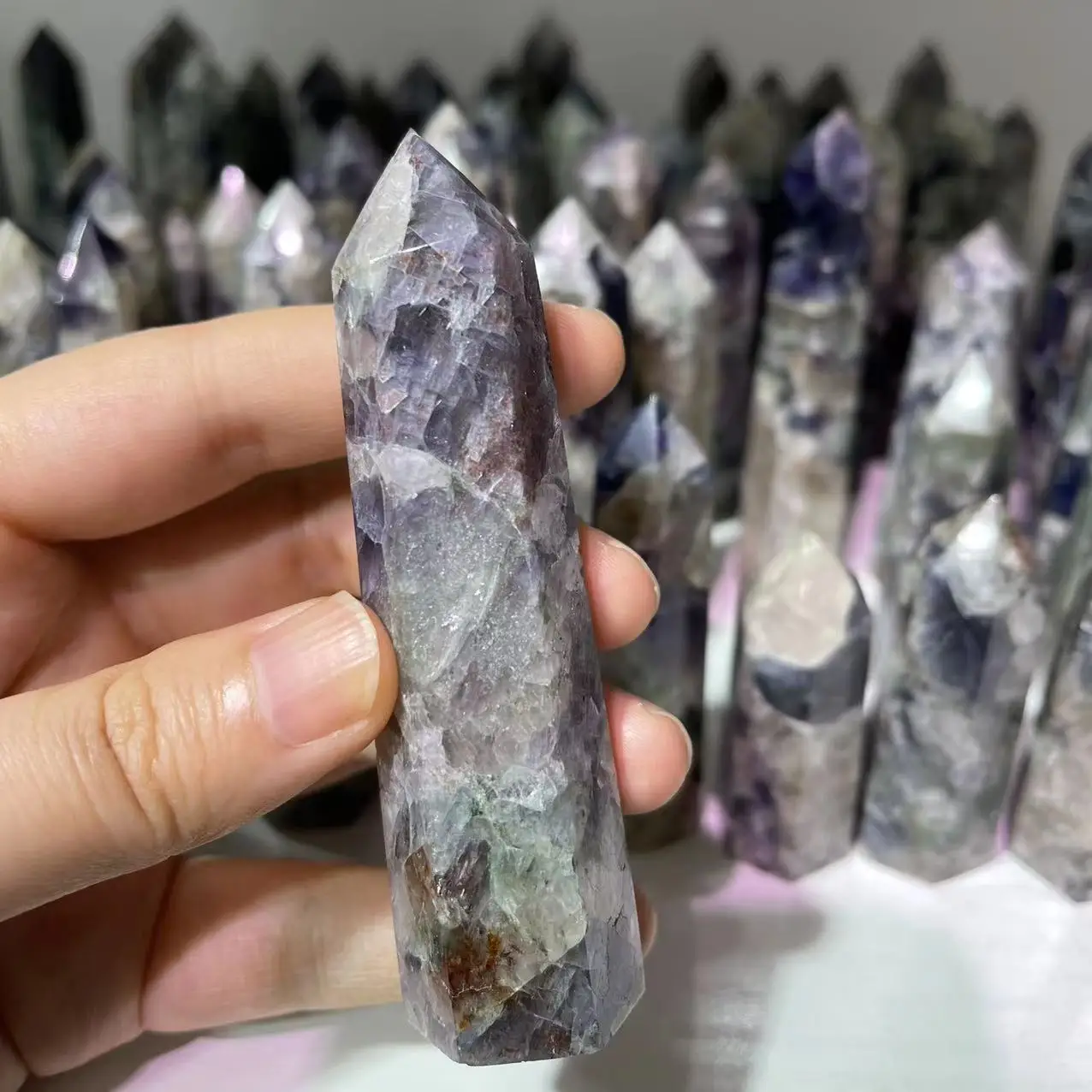 Wholesale High Quality Healing Stones Decoration Gifts Natural Crystal Bloodshot Iolite Point