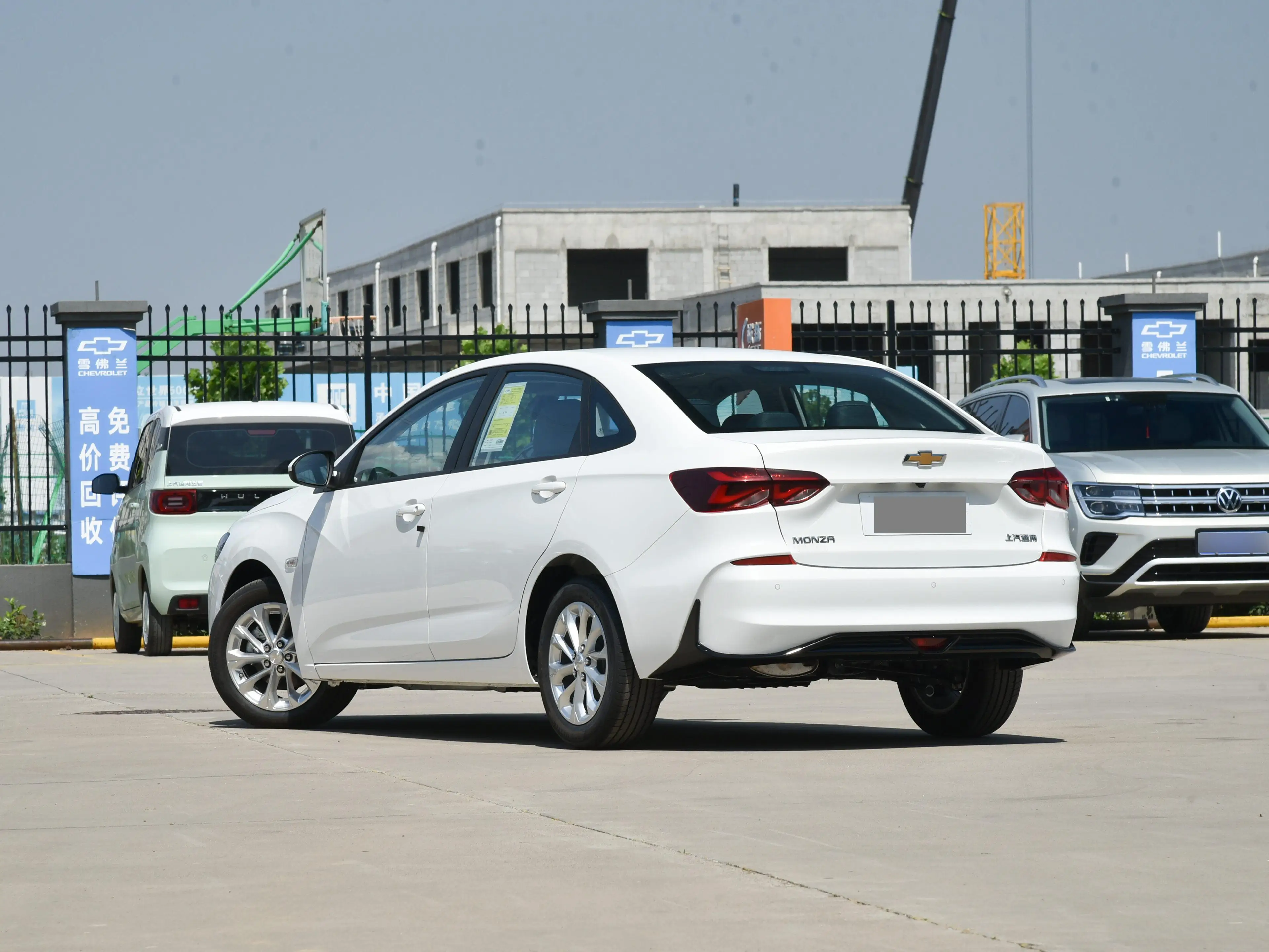 Powerful Engine Low Noise and High Fuel Efficiency Enjoy Comfortable Ride Chevrolet Cruze Coruze Monzr new gasoline car