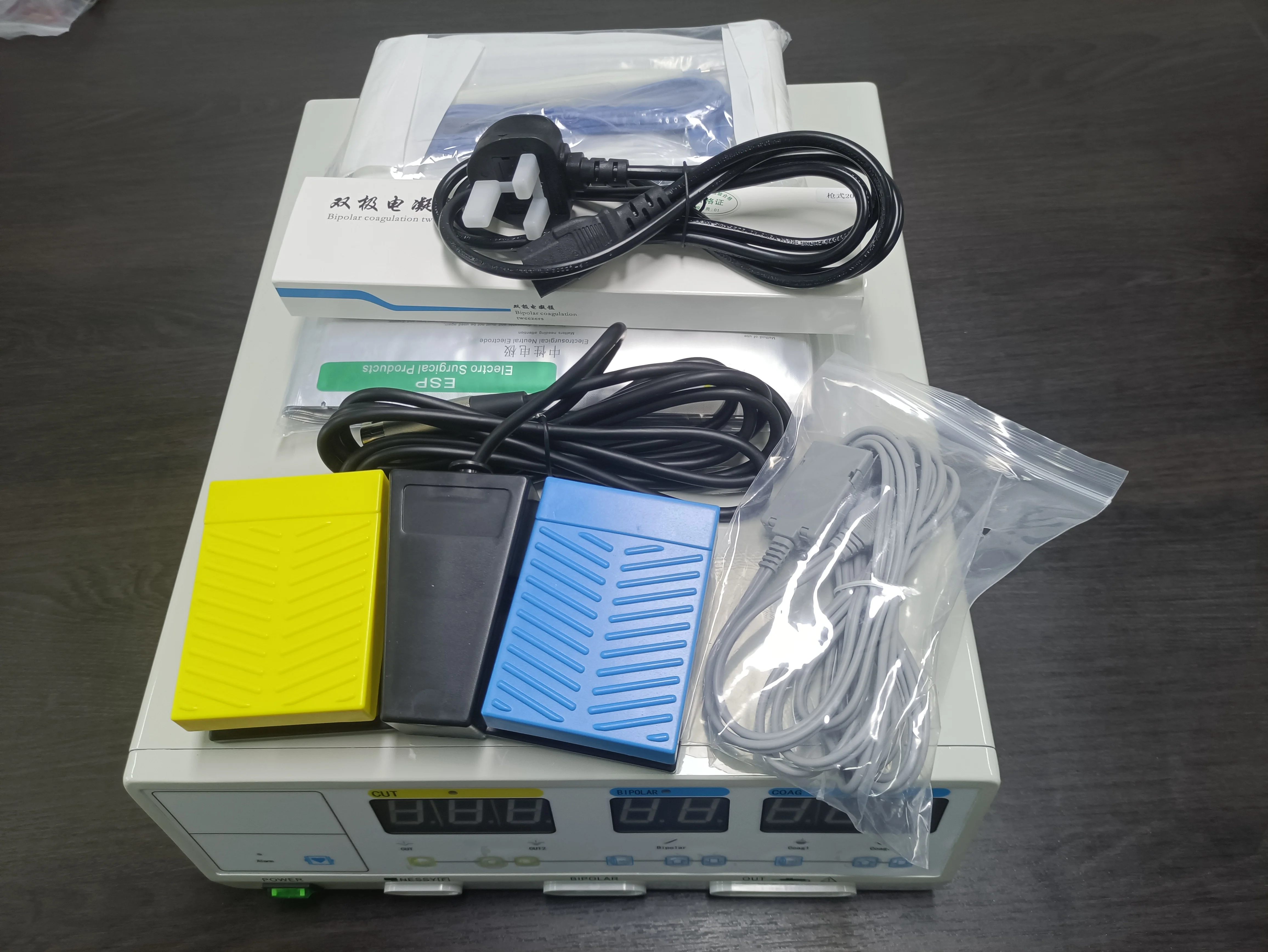 High-accuracy 400w Electrosurgical Generator Unit Instrument Surgical