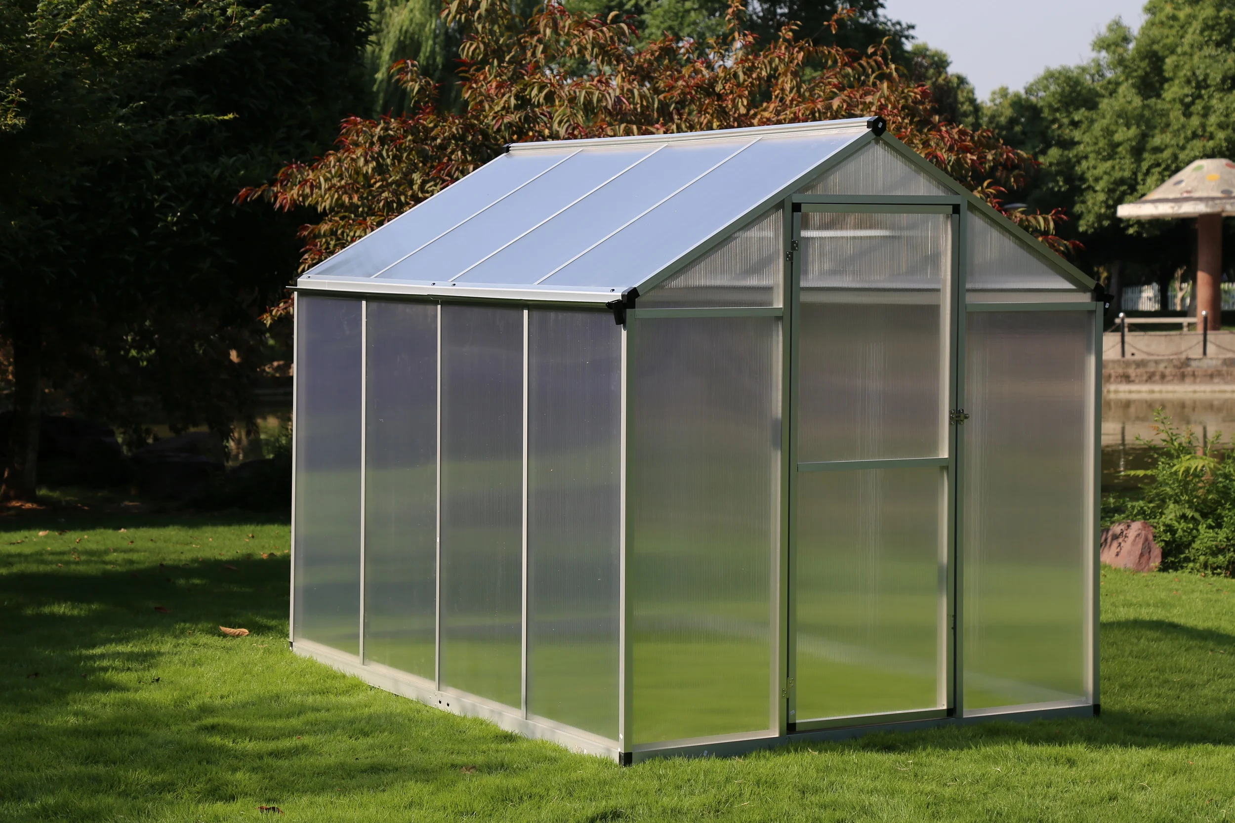 Aluminum frame walk in green house black plant indoor large greenhouse manufacturers China