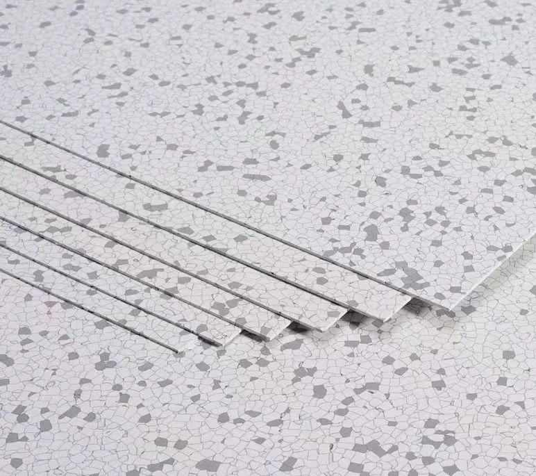 Modern Industrial Design Clean Room Conductive PVC Floor Tile 600*600mm Anti-Static Waterproof for Hospital Data Center Workshop
