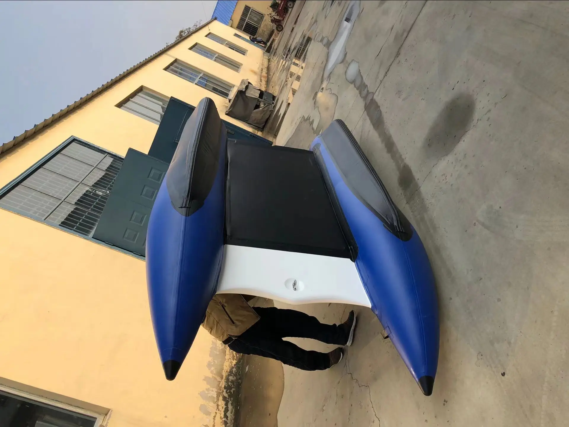 Customized Color Hypalon Inflatable Catamaran Boat with Air Deck and Motor Engine for Sale