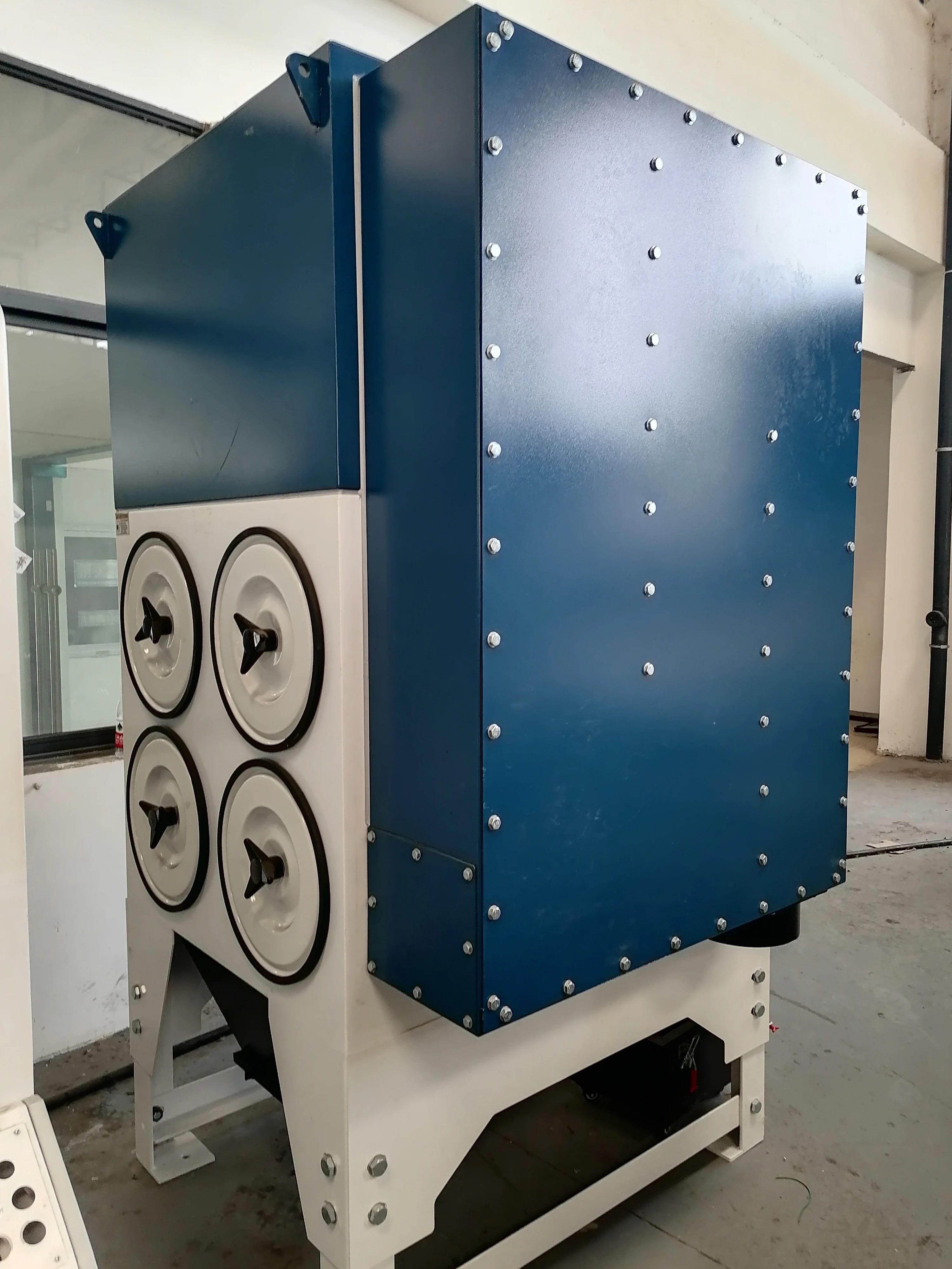 Sheet Metal Processing Workshop CNC Grinding Machine Debris Multifunction Collection Industrial Dust Collector Manufacturer