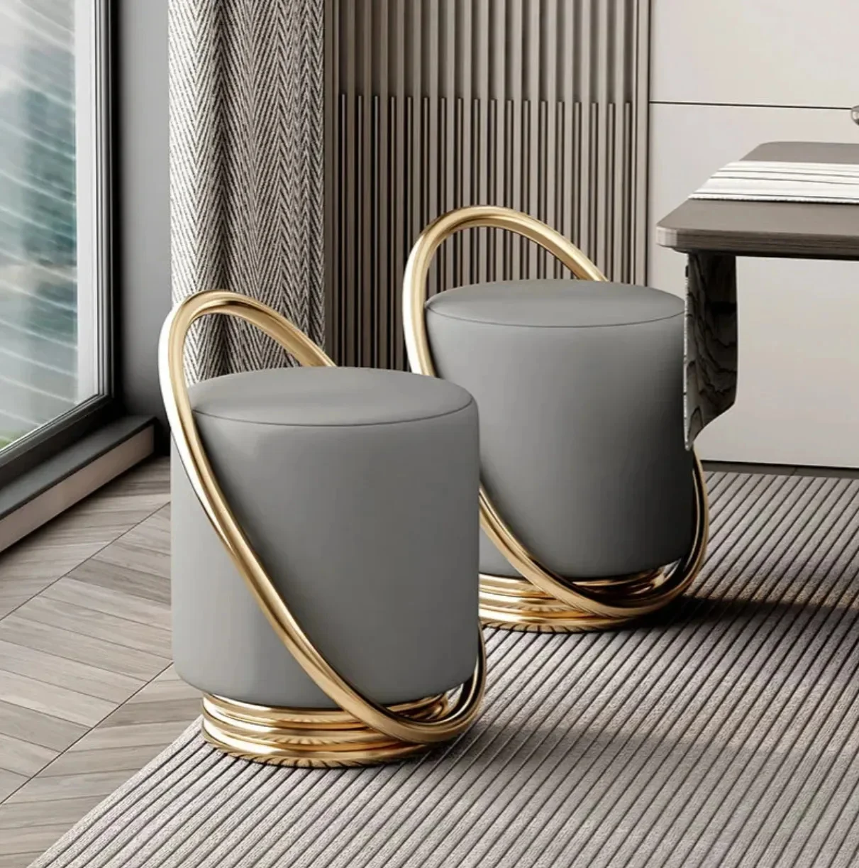 Versatile Dressing Table Stool - Simple Living Room or Bedroom Makeup Stool, Elegant Tea Table Seating