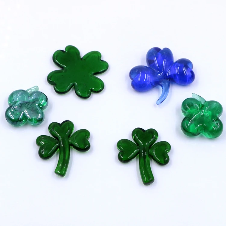 Beautiful Murano Glass Clover Design Ornament