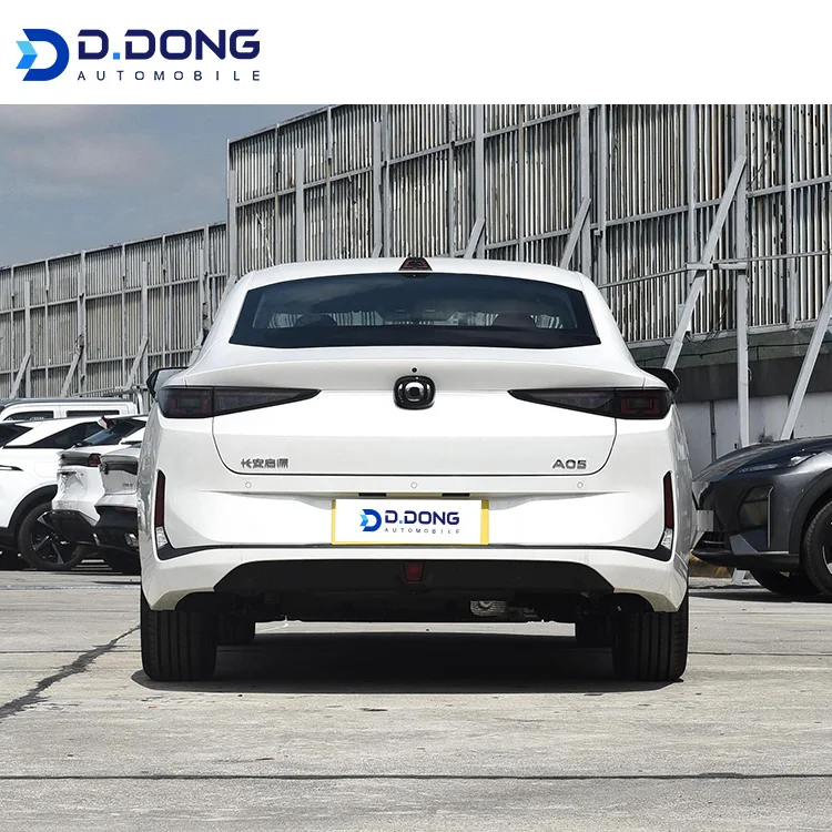 2024 Changan Qiyuan A05 Электромобиль гибридный внедорожник литиевая батарея Новый энергетический автомобиль с левым рулевым управлением