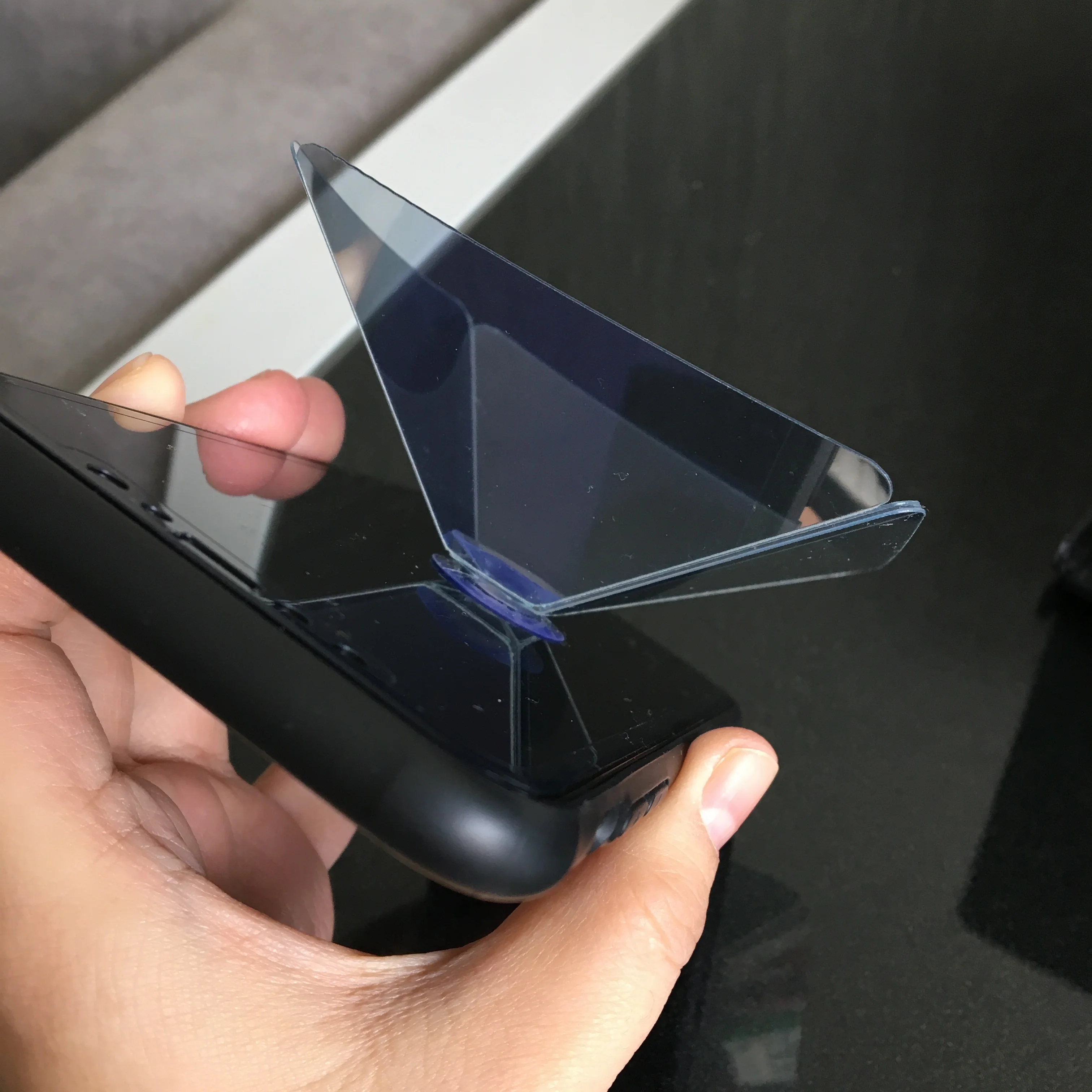 Mini holographic projector 3d hologram projector pyramid for mobile phone cheap promotional gift
