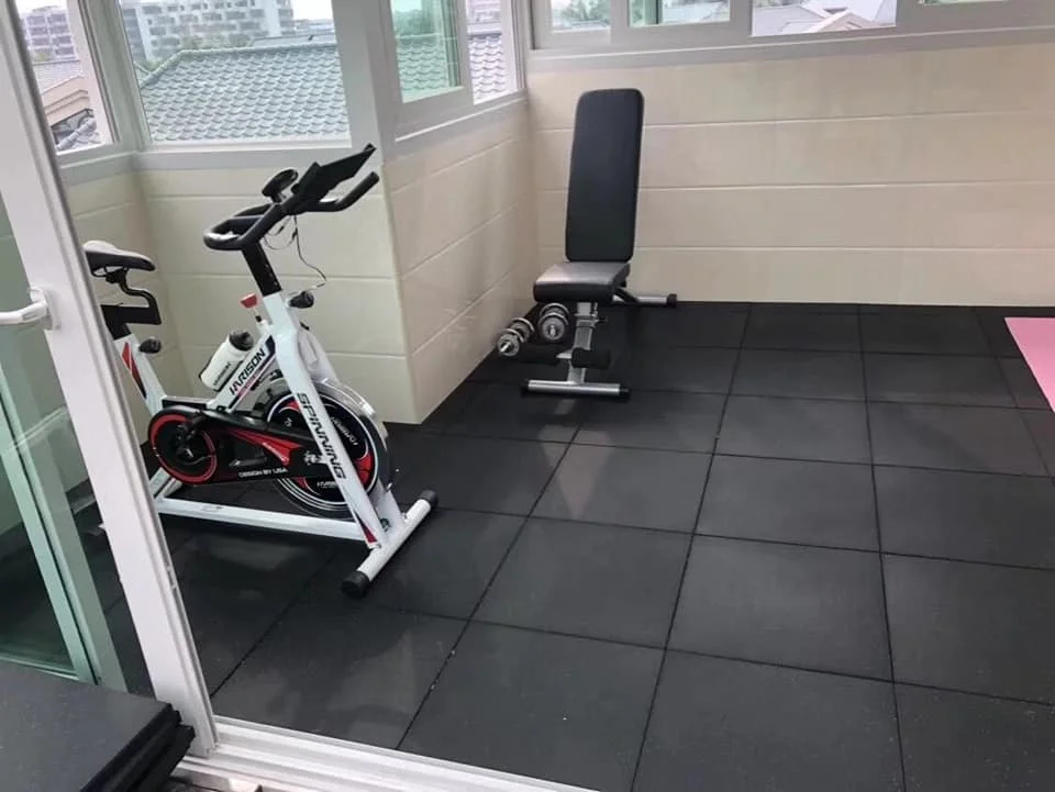 Plastic connector Pins self interlock Jack rubber tiles mats floor mat rubber gym tiles