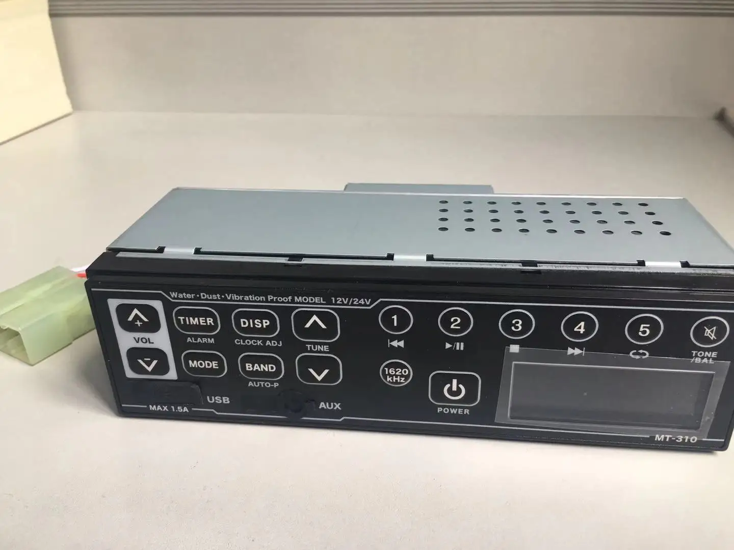 Hidaka m200 global one DIN Car Stereo channel  MP3 / FM / USB / aux  control excavator radio car radio car audio