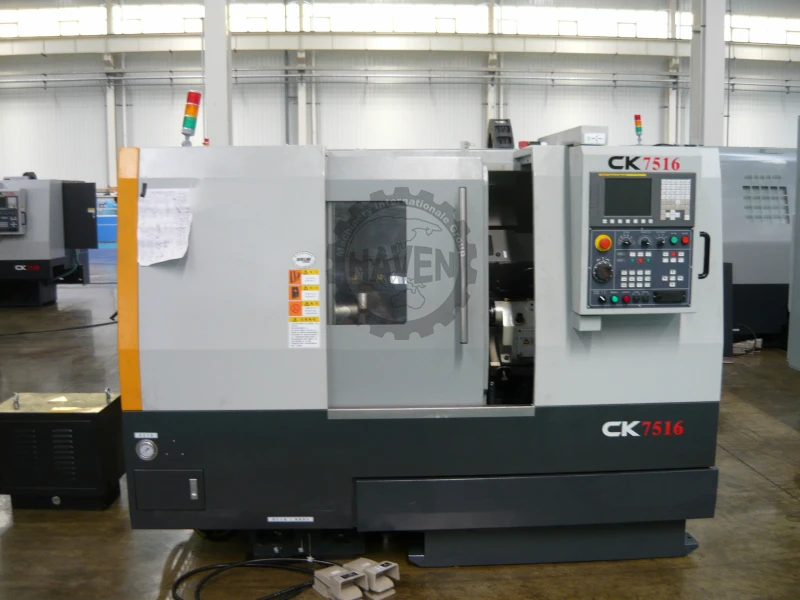 CK7516 CNC LATHE 02.jpg
