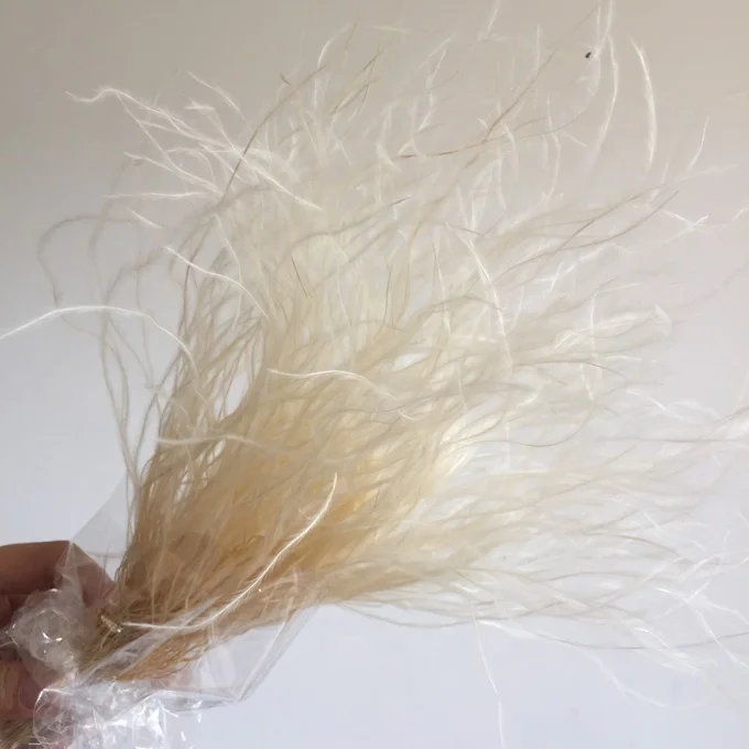 
natural real feather flowers in packs for valentine day 