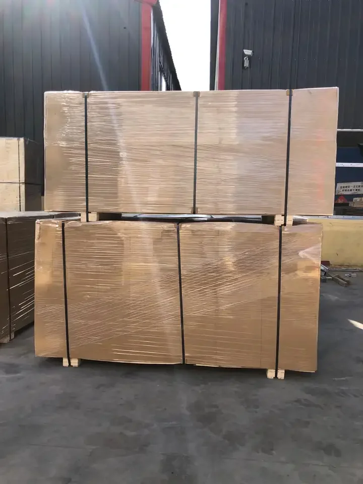 Source Factory Wholesale Custom Snowboard Ski Poplar/Paulownia Core Snow Board