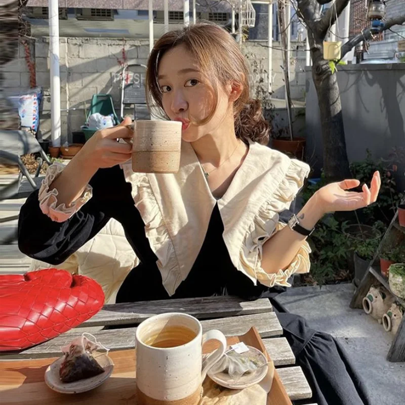 Wholesale Autumn 2022 South Korea Chic Foreign Style Large Lapel Contrast Color Press Pleat Lace Up Waist Wide Loose Hem Dress