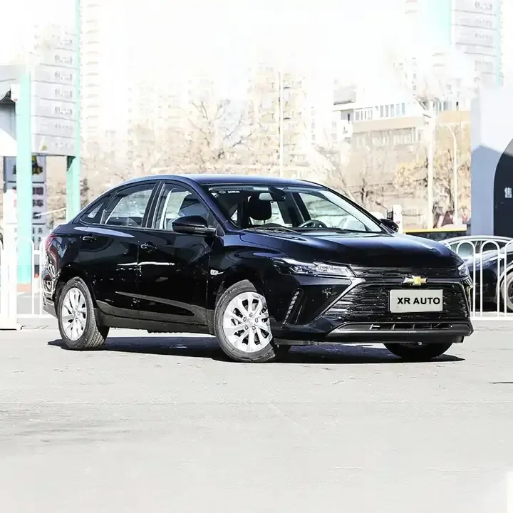 Заводская цена топливный автомобиль Chevrolet Monza 1.5L 113ps 5 мест высокоскоростные бензиновые автомобили 2wd