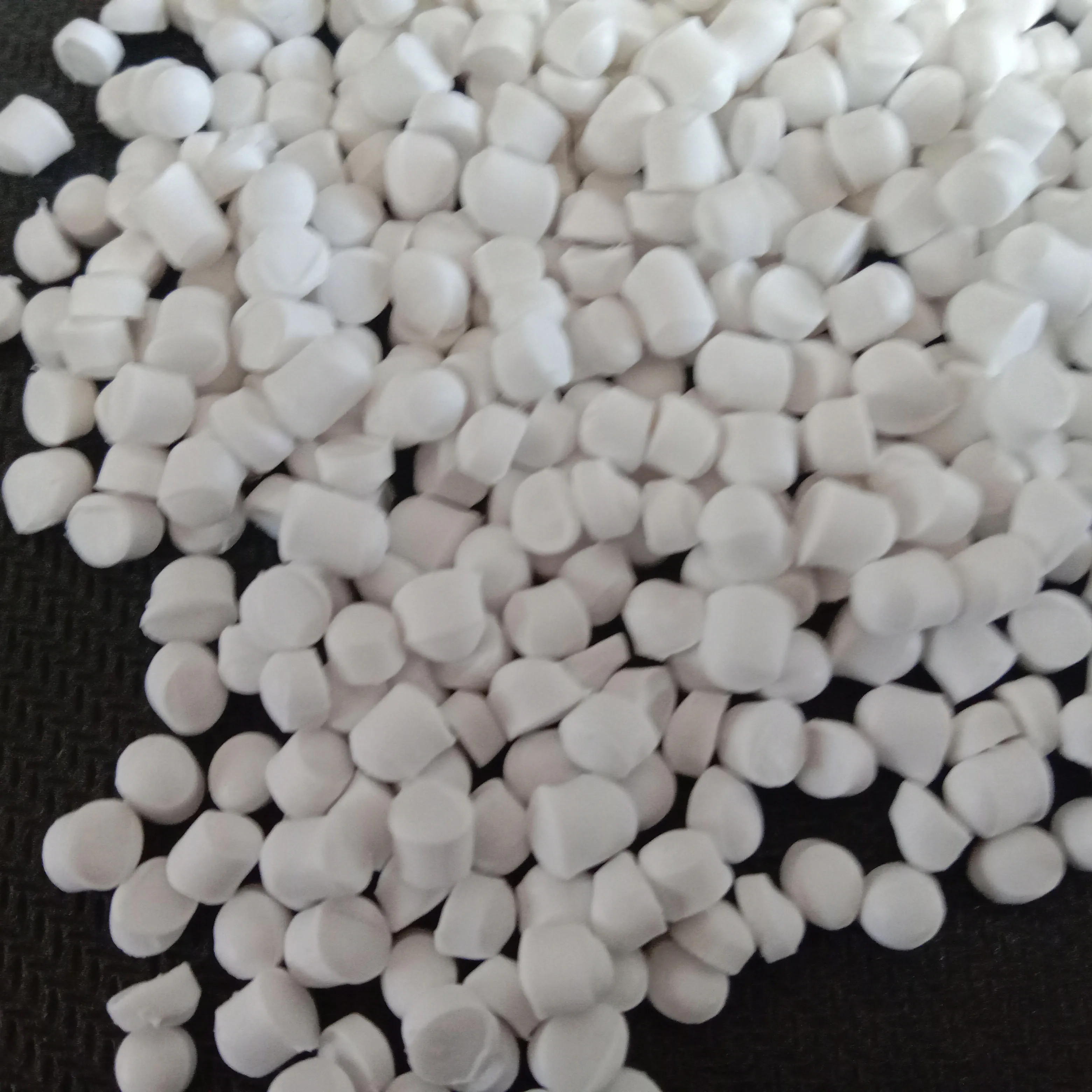 Factory price sale pvc pipes raw material general plastic granules for Injection molding