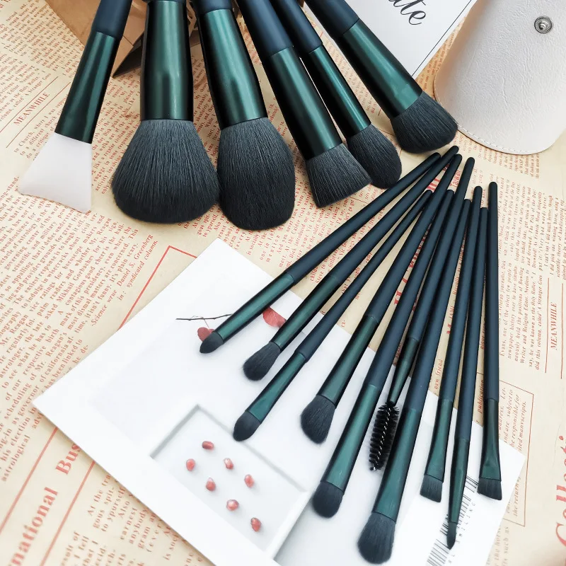 Hot Sale 16pcs Green Handle Make Up Brush Set Eye Shadow Cosmetic Brushes Professional Makeup Brush Set Custom Private Label
