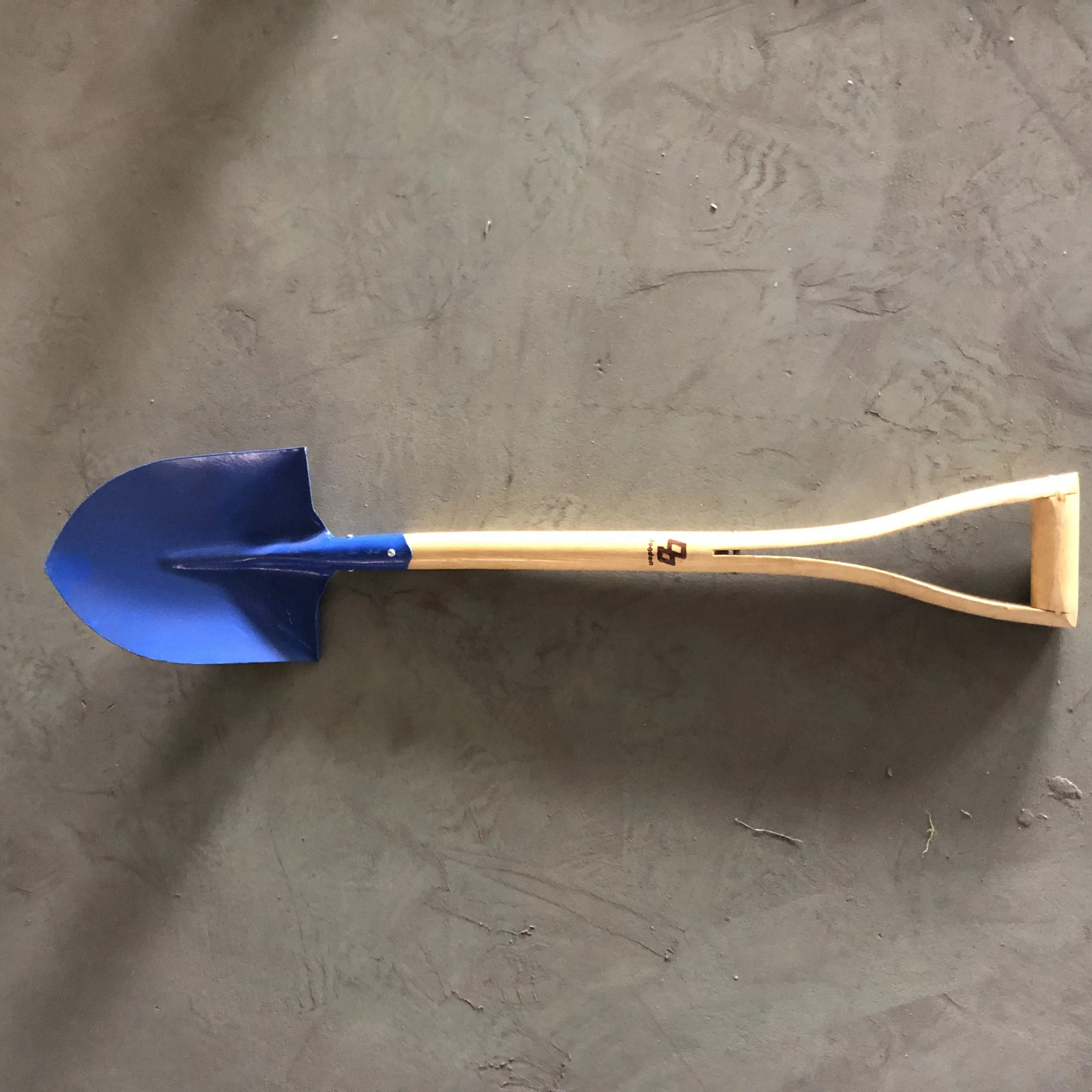 tangshan king tools South Korea market garden hand tool  wooden handle shovel metal steel handle shovel coal spade make in china