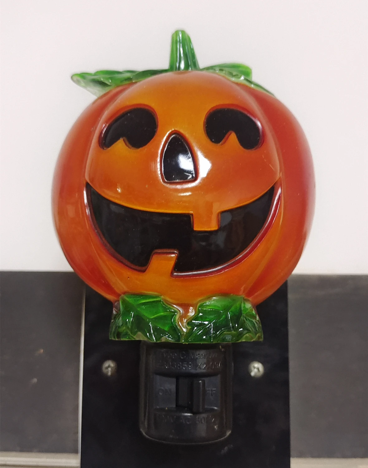 night light 120V 7W with E12 bulb Night Light Base