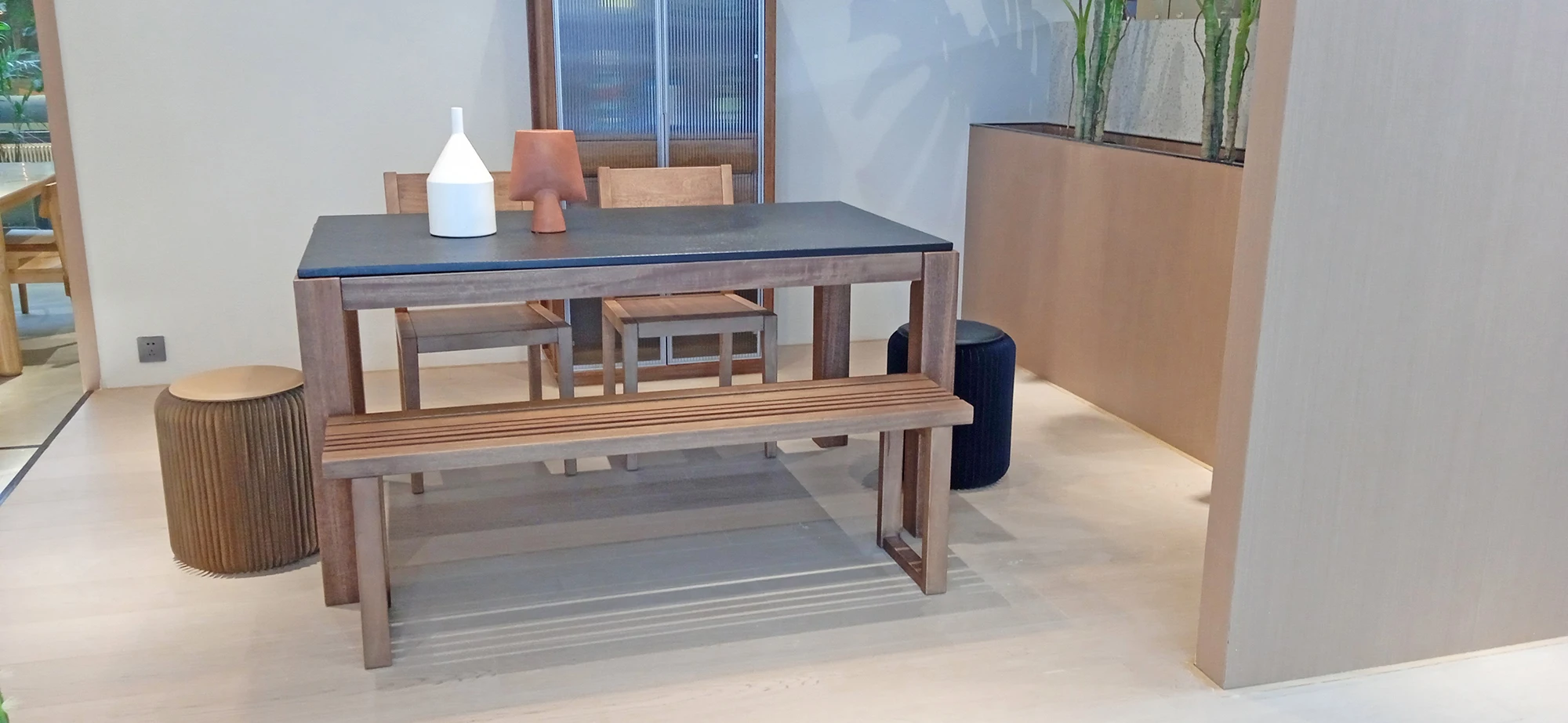 Easy Assemble CKD Package Rectangular Dining Table Solid Wood Legs Steel Table Top Dining Room Furniture For Restaurant Diner