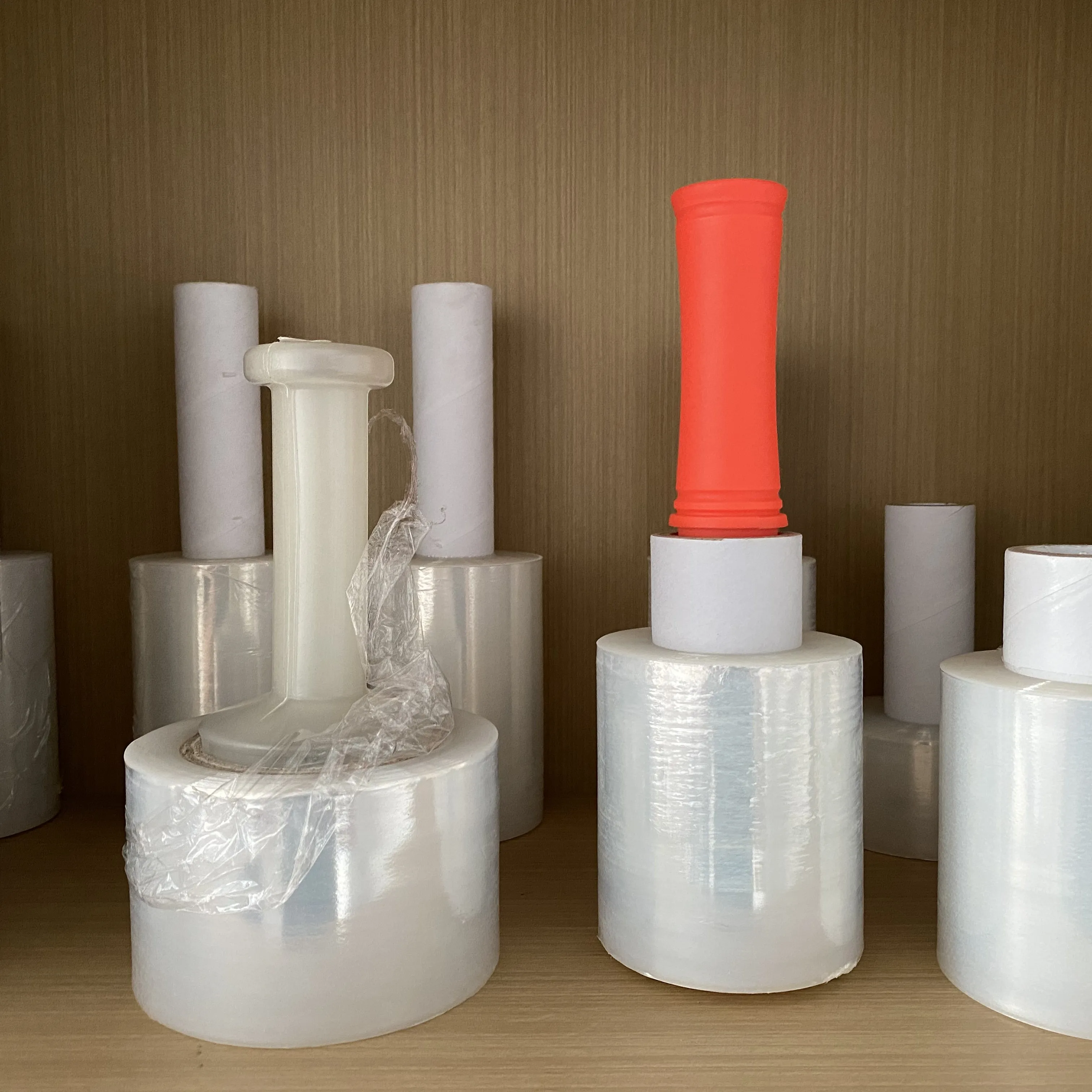 bundling stretch film which has two sides extended paper core as handle and convenient to use