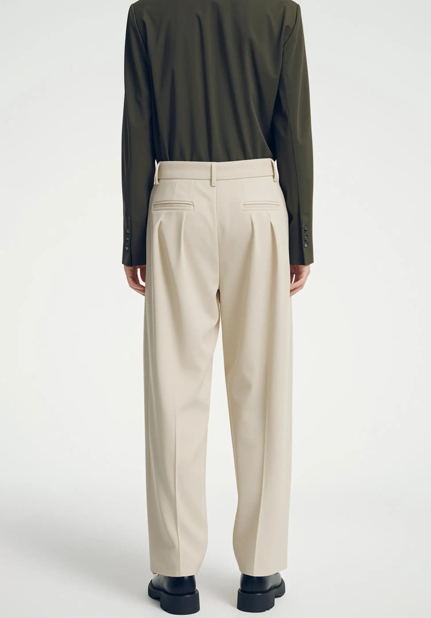 Water resistant feature benefit Mens leisure trousers made of polyester cotton blend, Feature Water resistance Benefit
