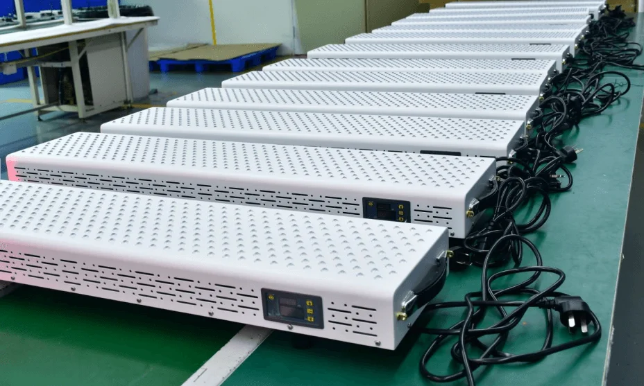 red light panel 1 (4).png