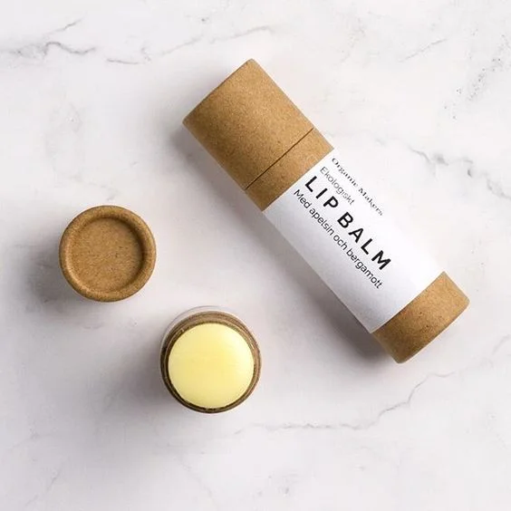 Custom Biodegradable recycled Push Up Paper Tube cardboard Lip Balm Cylinder 0.3oz push up Lip Balm Tube