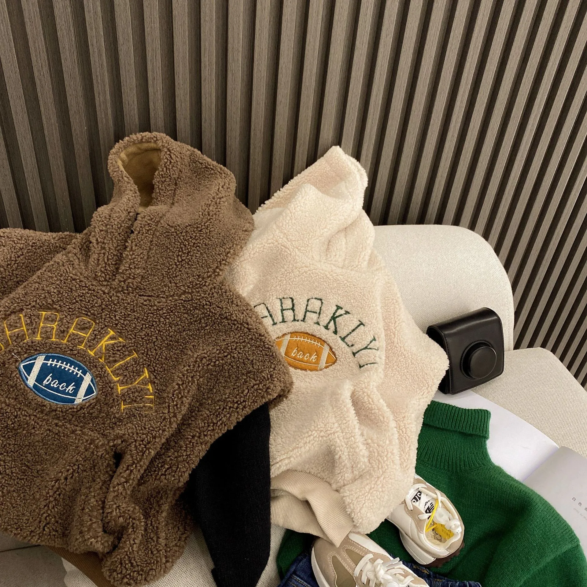 Winter Kids Hoodies Fur Lining Girls Sweatshirts children boys sherpa fleece embroidery hoodie Girs Hooded jacket