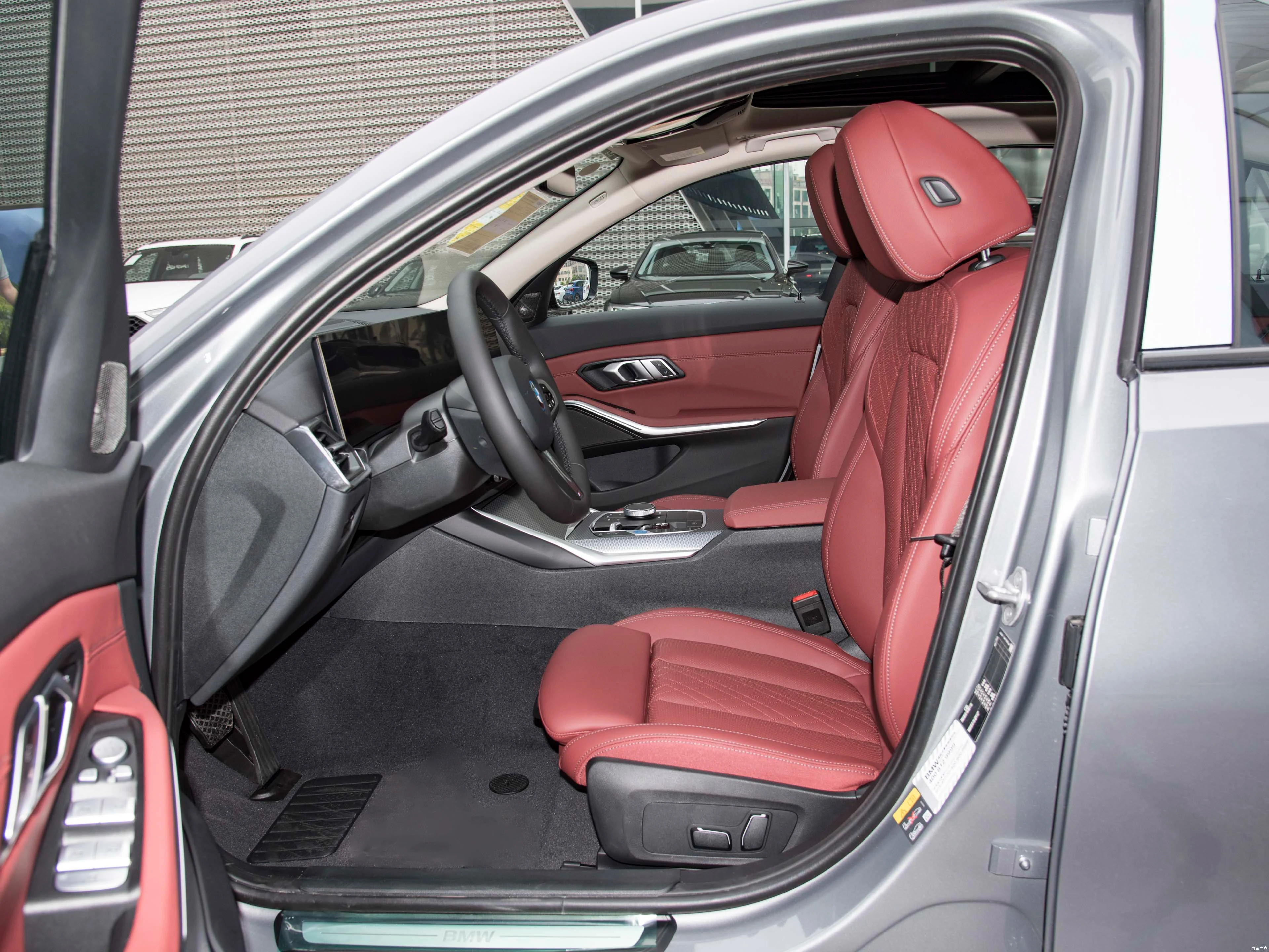 2024 Wholesale Four-Door Five-Seater Electric Bmw In Stock Chinese New Energy Vehicles bmw ix3 i4 m50 For Sale In China