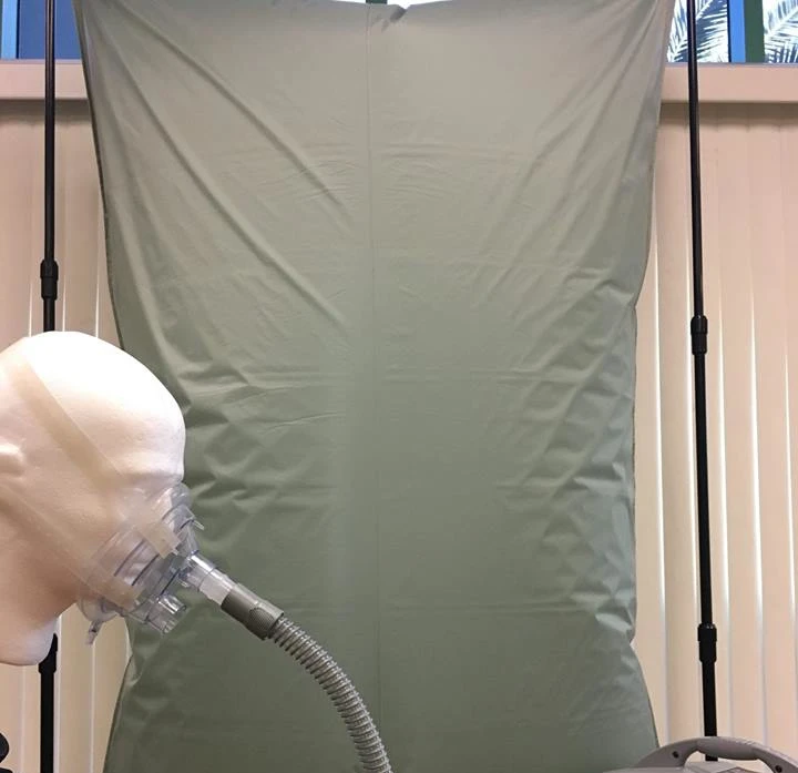 Simulated high altitude hypoxicator generator system for training athletes exercise with oxygen therapy