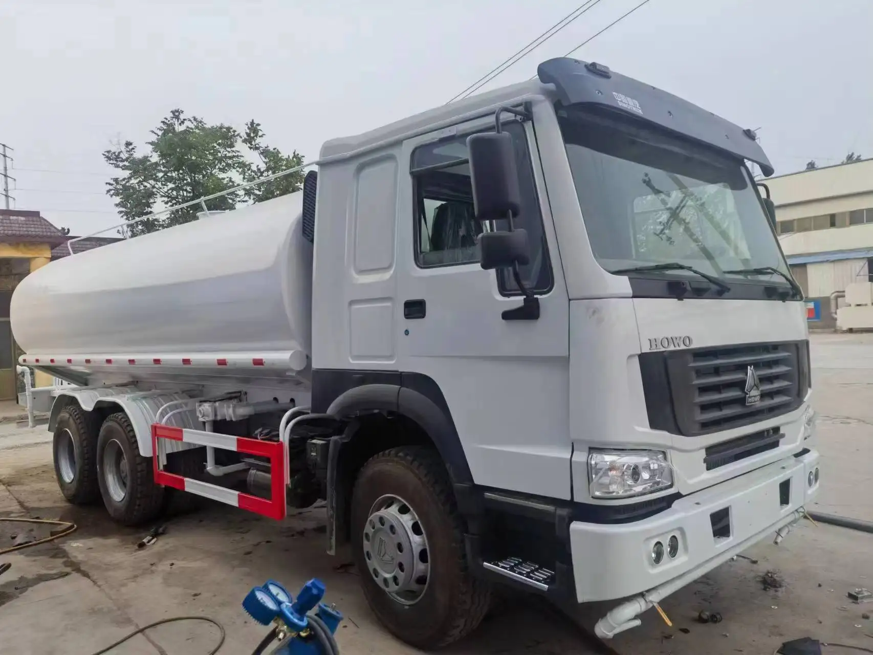 Good Quality Top Selling used 21 - 30T Mini High Pressure Water Tanker Trucks For Drinking Water