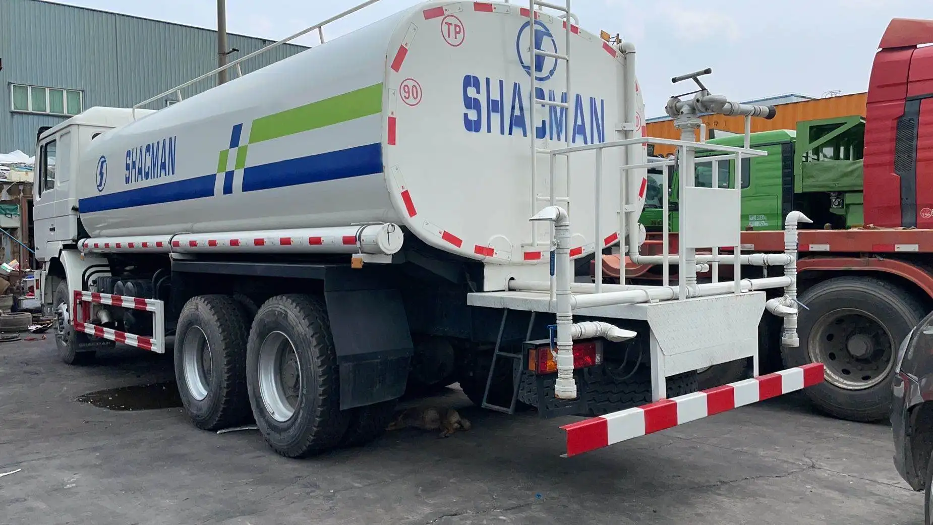 SHACMAN F2000 6x4 спринклер грузовик для