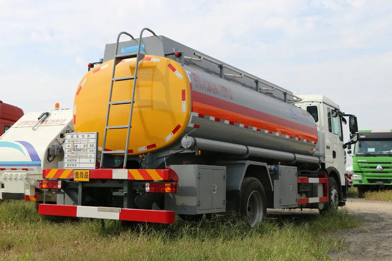Лидер продаж HOWO 4x2 6x4 20000 литров Топливный Танкер из нержавеющей