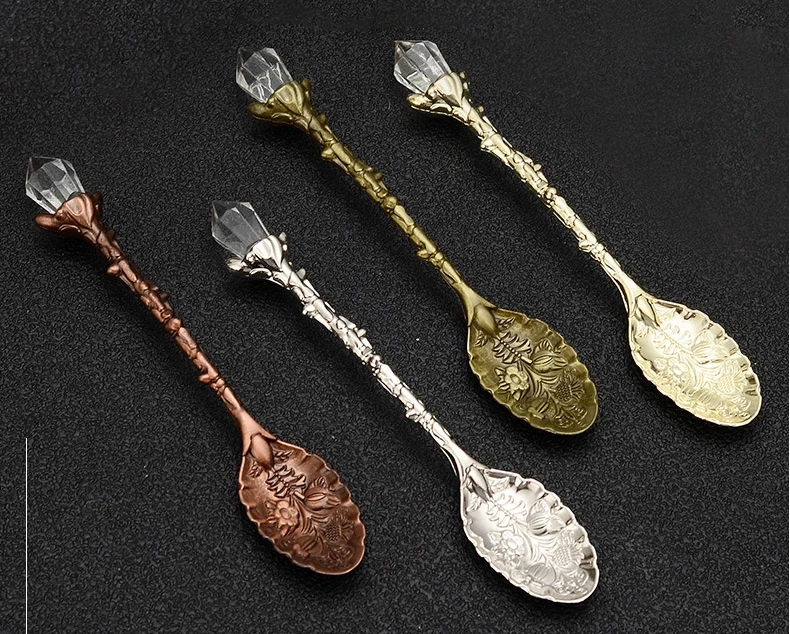 Vintage Engraved Flower Pattern Faux Crystal Top Food Grade Tableware Zinc Alloy Ice Cream Dessert Scoop Ice Cream Spoon